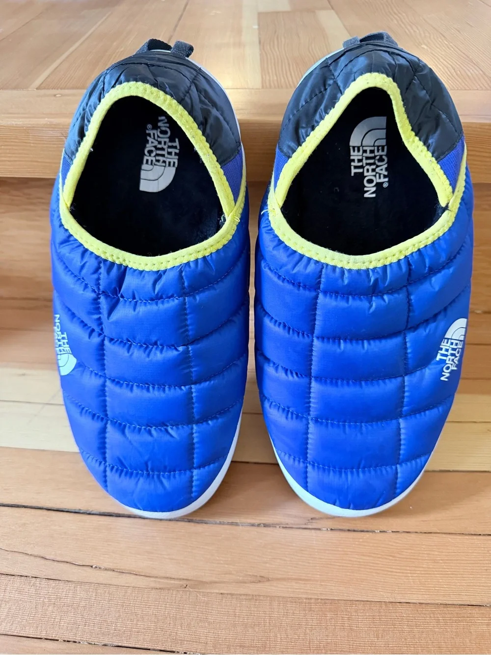 The North Face Thermoball Traction Mule V Slipper in Blue